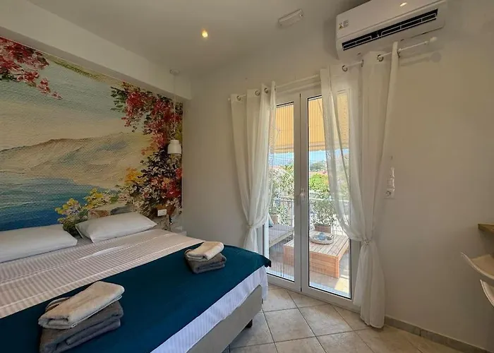 Brand-New Bougainvillea Apartment In Fiskardo